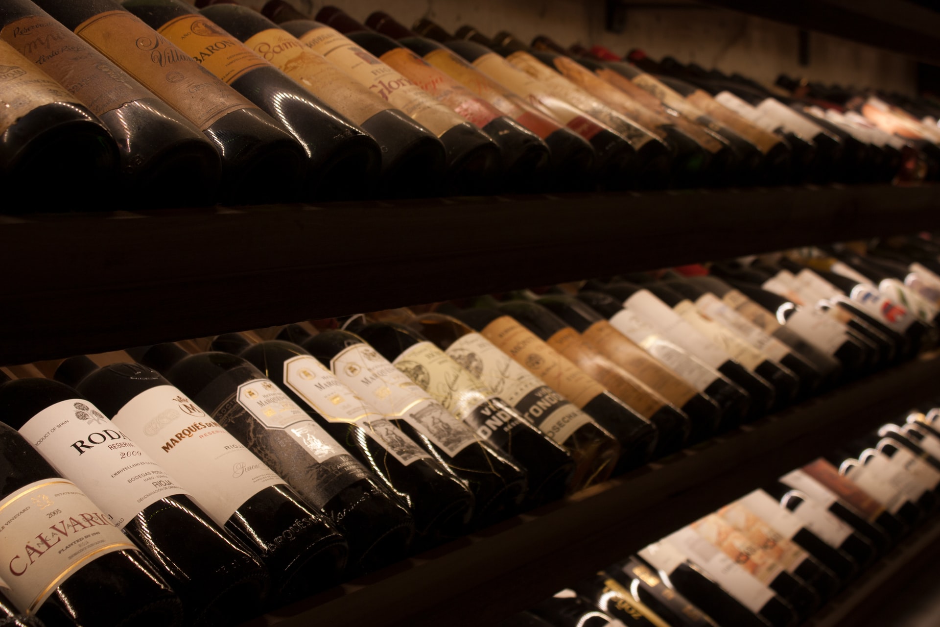 Why You Need a Wine Cellar! - INCA TV Lifts